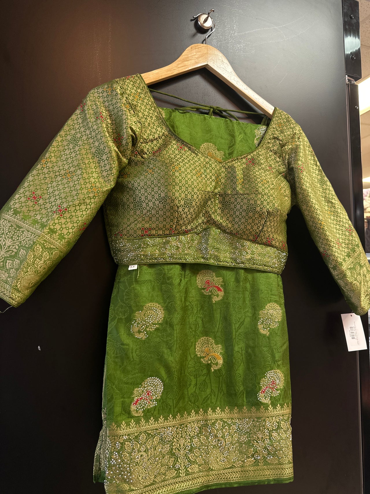 Banarasi Ready to Wear Saree Set- Green