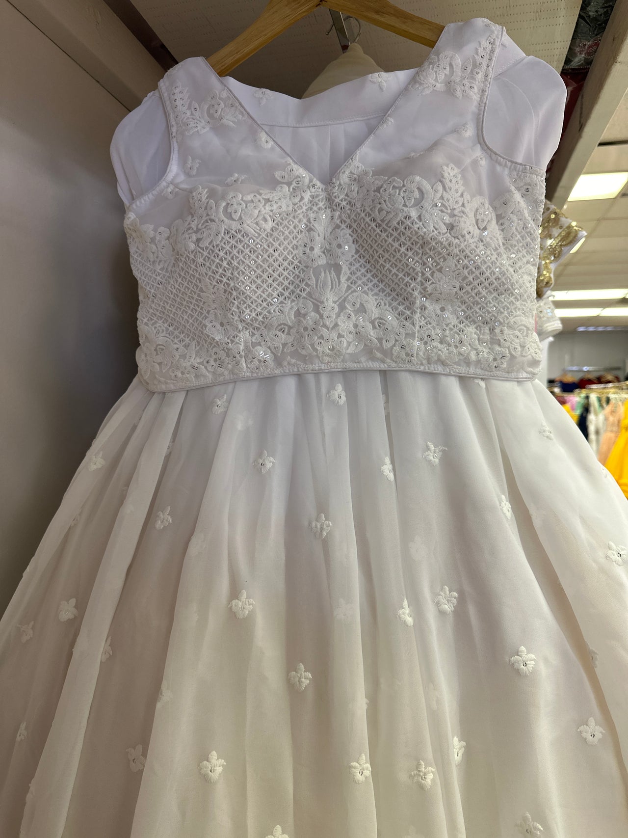 WHITE GEORGETTE LEHENGA CHOLI SET